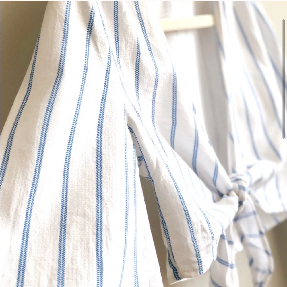 Urban Outfitters Tie Front Striped Crop Top NWT - Picture 4 of 5